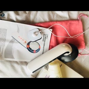 Slimming and beautifying machine with slimming gel